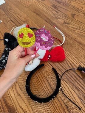 Headbands Bari Lynn Sparkly Emoji assorted
